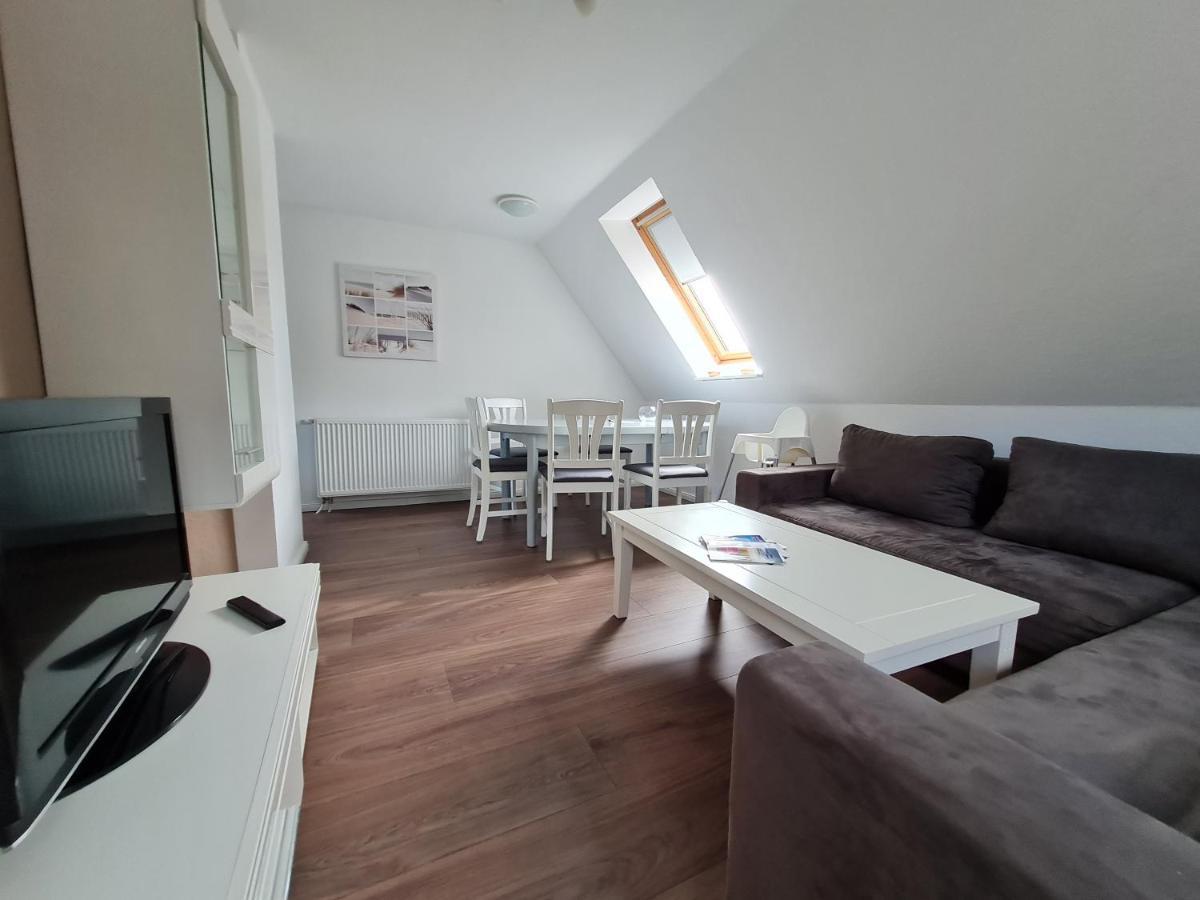 Ferienwohnung Muschelsucher In Schlagsdorf Auf フェーマルン エクステリア 写真